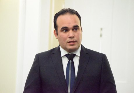You are currently viewing Mais de 400 pessoas se inscrevem em processo seletivo do deputado Davi Maia