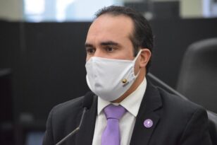Read more about the article Davi Maia comemora aprovação pelo Senado do novo marco legal do saneamento básico