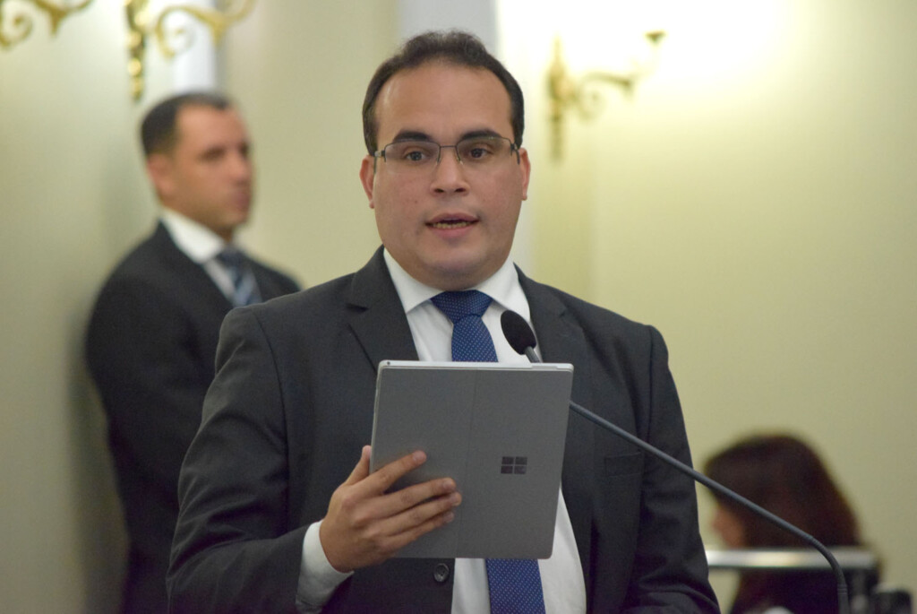 Davi Maia faz balanço dos cinco primeiros meses de mandato