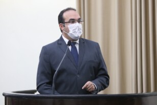 Read more about the article ALE rejeita veto do Governo do Estado e mantém vagas de representantes da Assembleia na CEPRAM