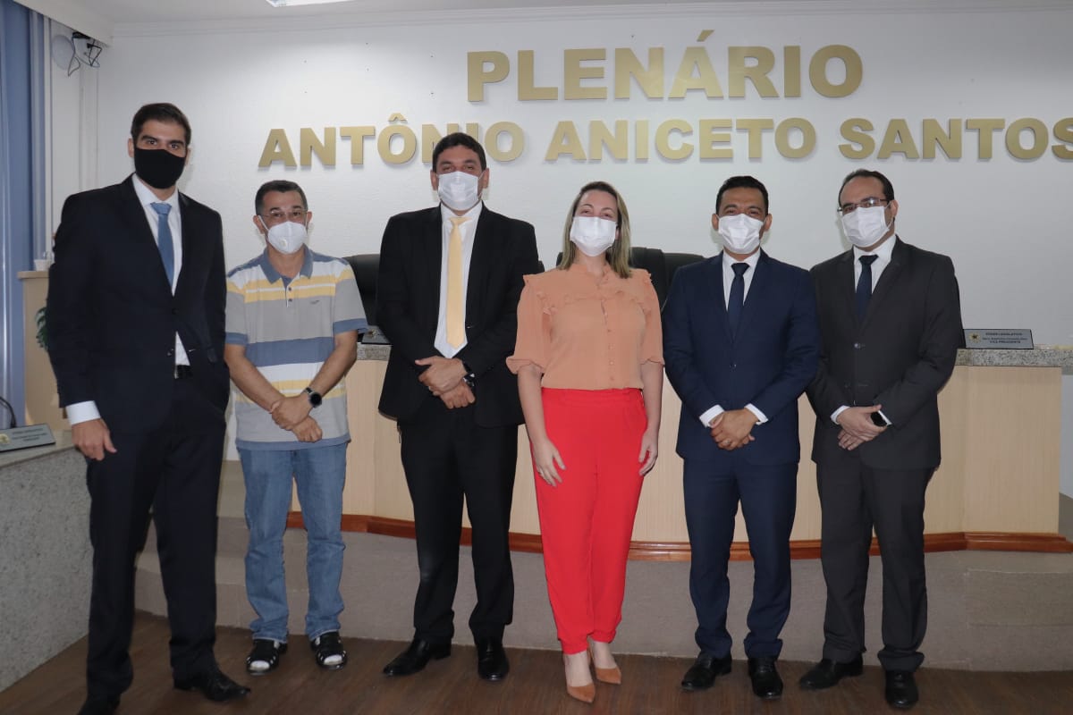 You are currently viewing Vereadores de Pilar votam para entregar título de cidadão honorário à Davi Maia